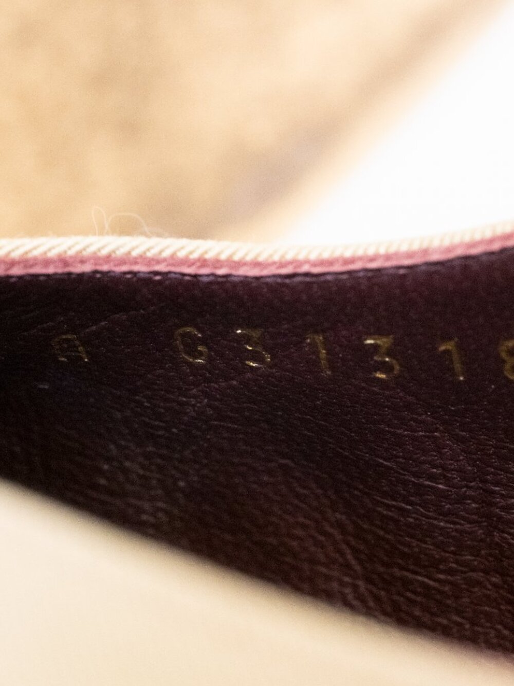 CHANEL Limited Edition Runway Linen and Gold Slingback Pumps Size 36 - Picture 9 of 9